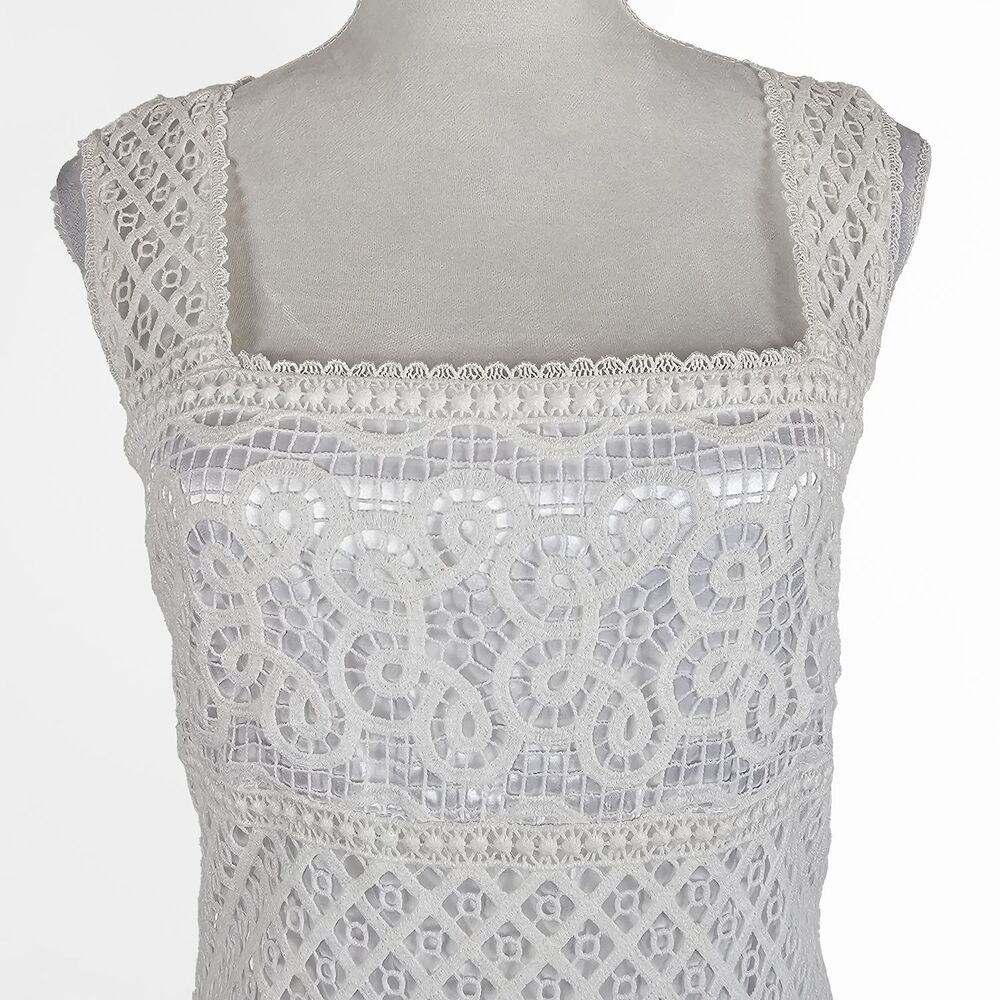 White Lace over Satin Dress Size 8 Laundry by Shelli Segal